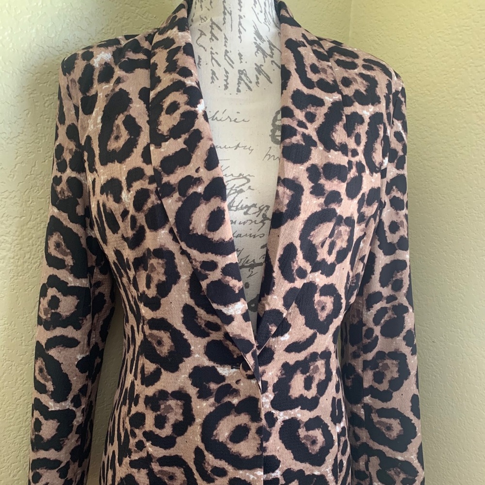Women’s Leopard Animal Print Blazer size M